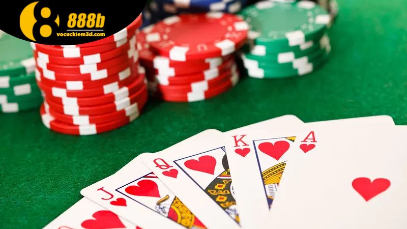 Game bài Poker đổi thưởng uy tín: Mẹo chơi hiệu quả 2 Định nghĩa về game bài Poker